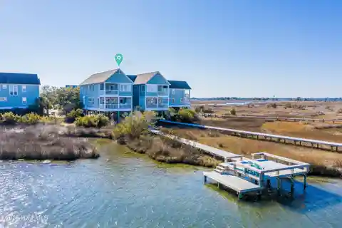 Stunning Sound Side Waterfront Townhome
