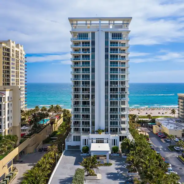 ULTRA-LUXURY SUITE WITH OCEAN AND INTRACOASTAL VIEWS