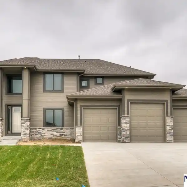 AMAZING NEW HOME OPPORTUNITY