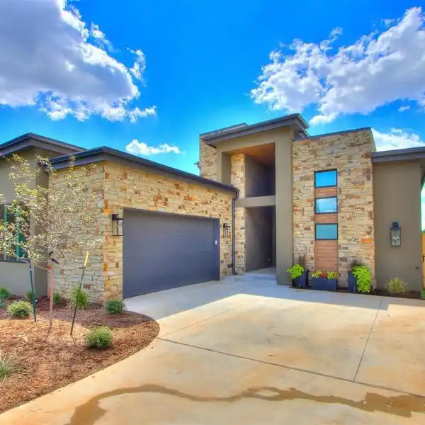 STRIKING MODERN MASTERPIECE MINUTES FROM LAKE HEFNER