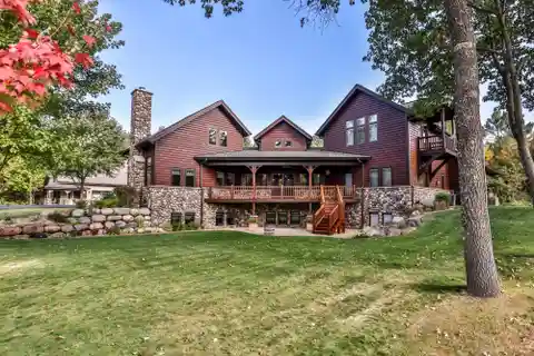 Expansive Estate with Rustic Elegance