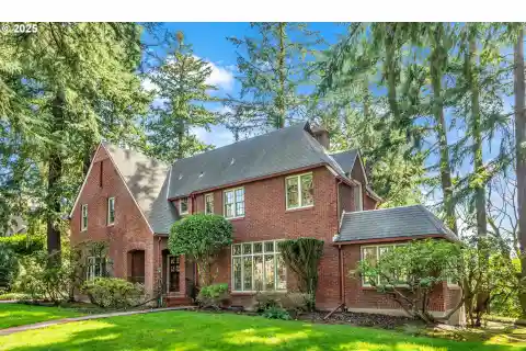 English Tudor Revival Estate in Eastmoreland
