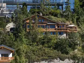 Magnificent Chalet with Breathtaking Views