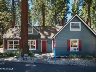 Classic Marla Bay Retreat Combines Historic Charm with Modern Comfort