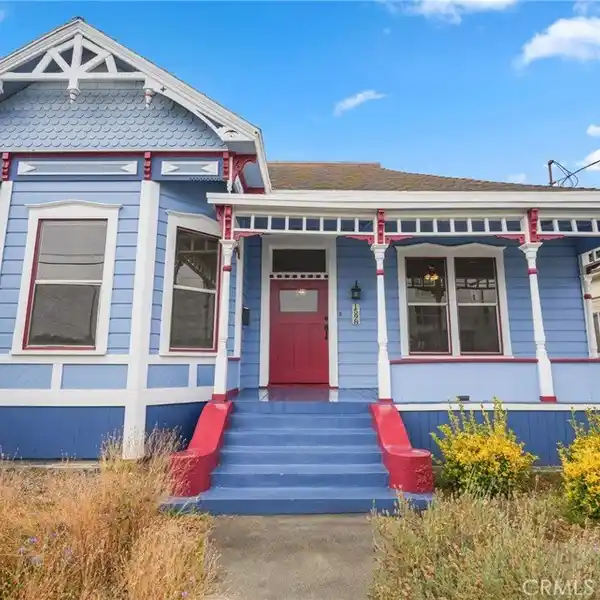 VICTORIAN GEM IN SOUGHT-AFTER JEFFERSON PARK