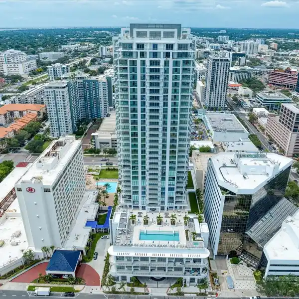 EXTENSIVELY UPGRADED UNIT IN A BEAUTIFUL BUILDING