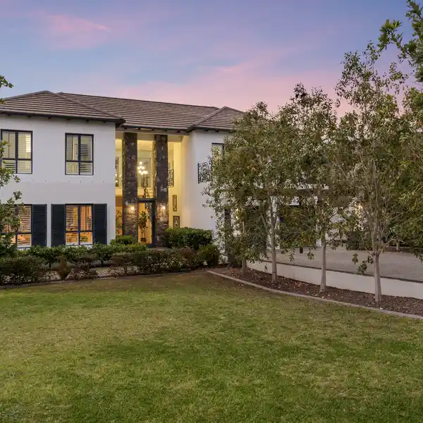 BEAUTIFUL NORTH FACING HOME