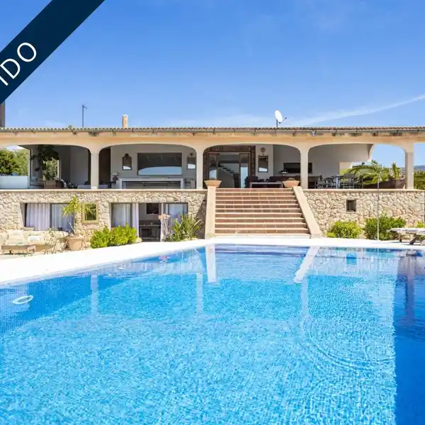 VILLA IN BUNYOLA WITH POOL AND VIEWS OF THE TRAMUNTANA MOUNTAINS