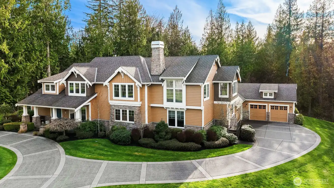 Luxury Home on Three Peaceful Acres