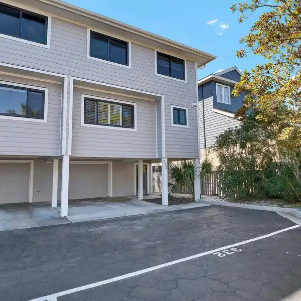 EXCEPTIONAL WATERFRONT UNIT AT THE MOORINGS