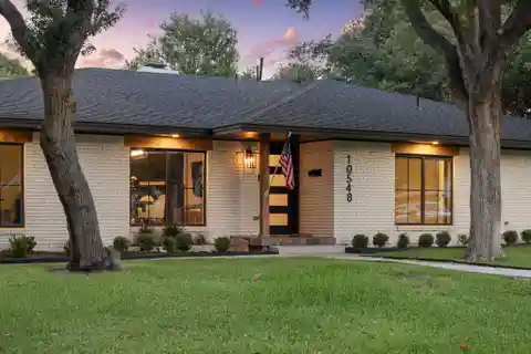 Fully Renovated Modern Ranch