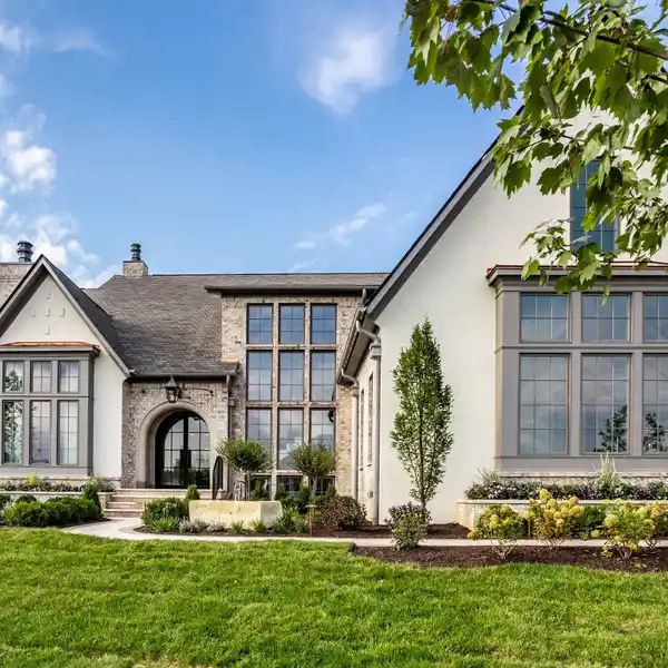 EXTRAORDINARY HOME ON CHATHAM HILLS GOLF COURSE