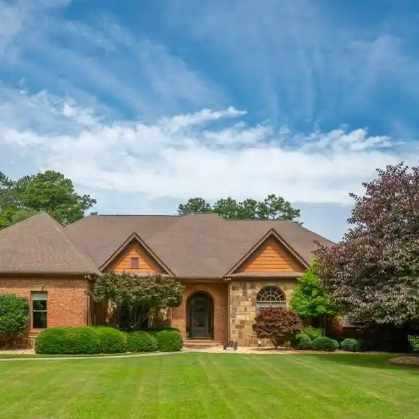 LUXURY ESTATE ON THREE BREATHTAKING ACRES