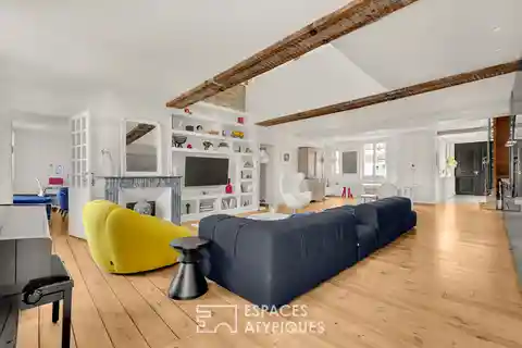 Top-Floor Duplex in an Exceptional Location