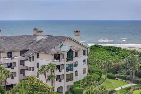 Exceptional Corner Penthouse in Exclusive Spyglass Villas