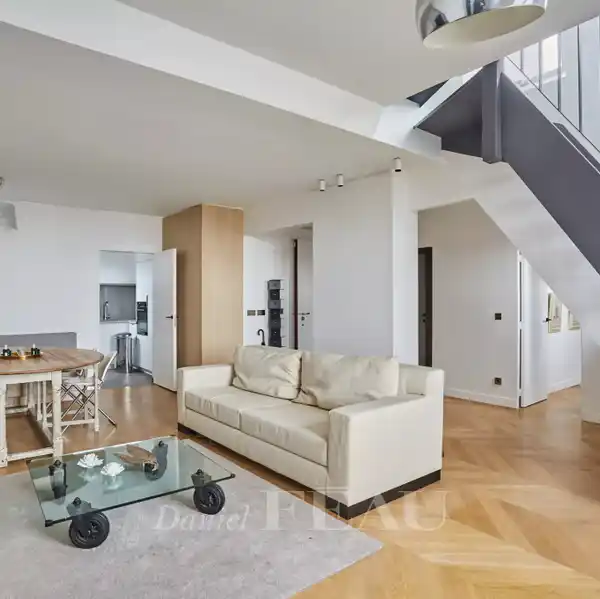 FLANDRIN GEM WITH STUDY AND EIFFEL TOWER VIEW