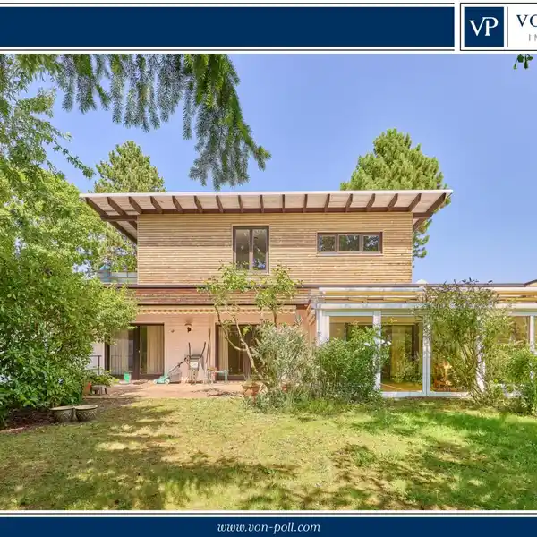 STYLISH BUNGALOW IN THE POPULAR STEINBERGVIERTEL WITH AN EXTENSION, IDYLLIC GARDEN & WINTER GARDEN