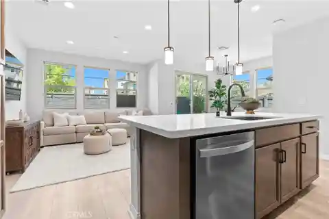 Upgraded Juniper Home with Private Open-Sky Views