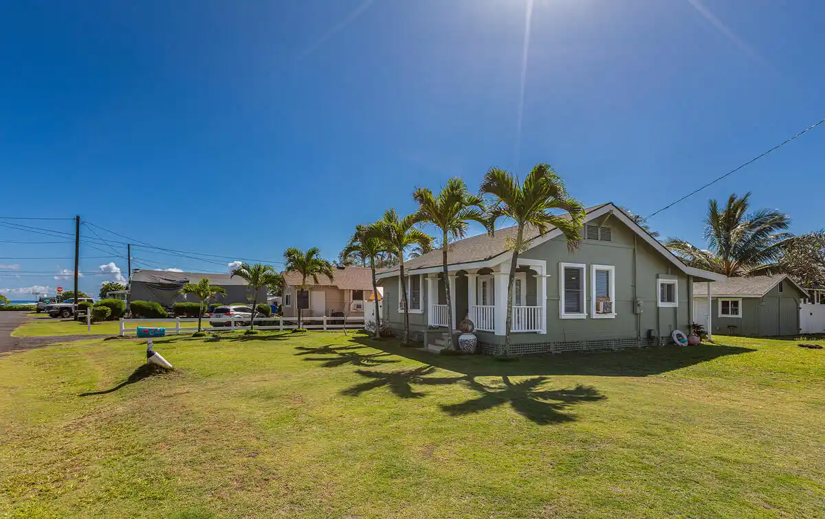Classic Plantation Era Beach House and Cottage