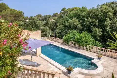 Exceptional Villa with Guest House