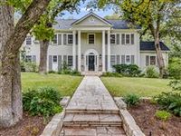 INCREDIBLE WOODED ESTATE IN TARRYTOWN