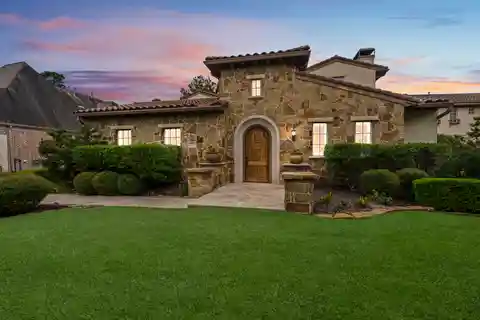Woodlands Luxury