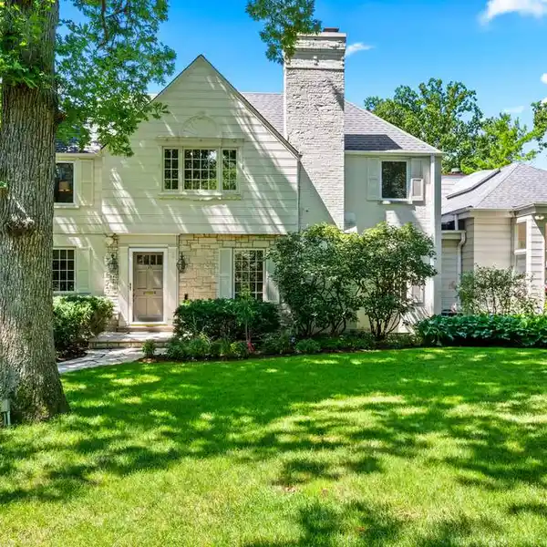 BELOVED AND METICULOUSLY MAINTAINED HEMPHILL HOME