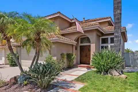 Spacious Home in Desirable Woodcrest Hills