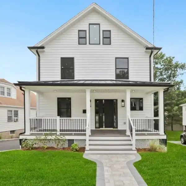NEWLY RENOVATED COLONIAL RESIDENCE