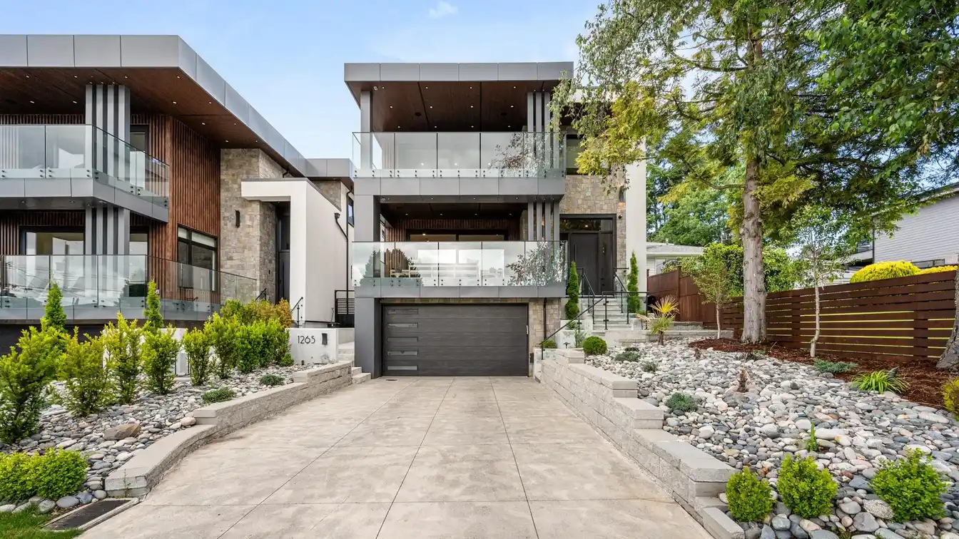 Stunning Modern Design and Quality Home