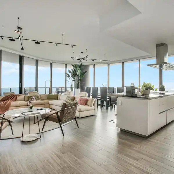 CORNER PENTHOUSE IN BRICKELL FLATIRON