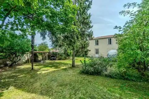 Exceptional Living in Clisson