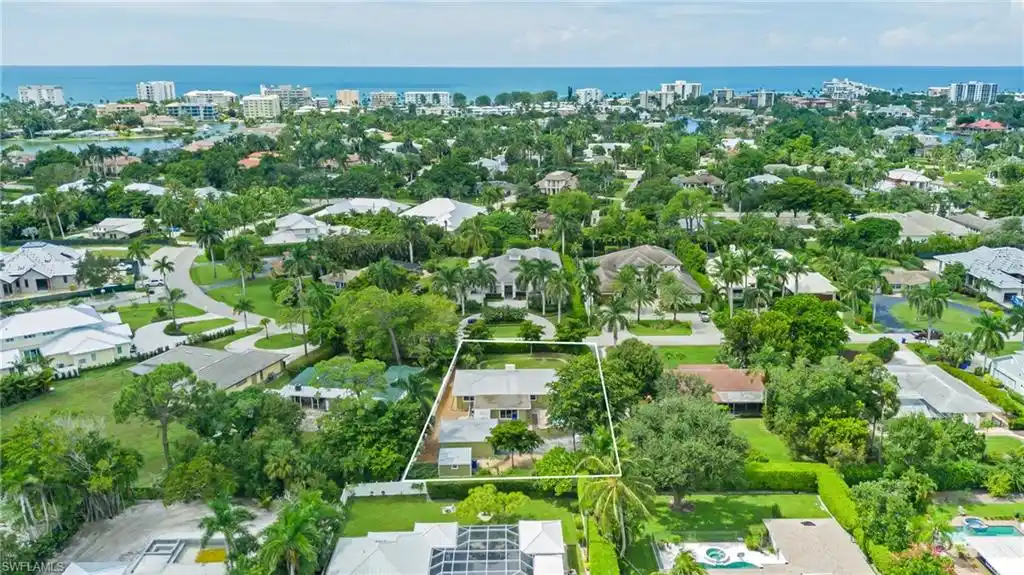 Build Your Dream Home in an Ideal Moorings Location