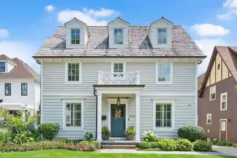 Timeless Craftsmanship Meets Modern Western Springs Living