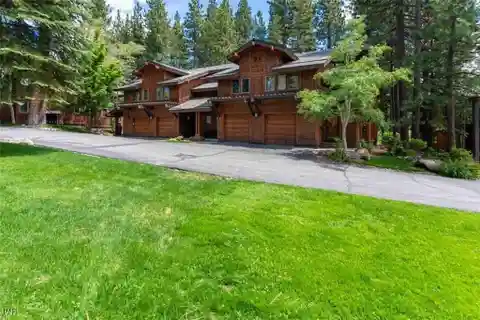Highly Sought-after Third Creek Townhome