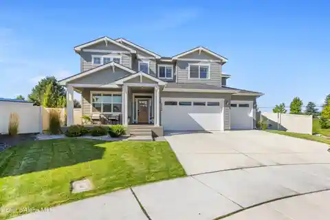 Spacious Home Full of Upgrades