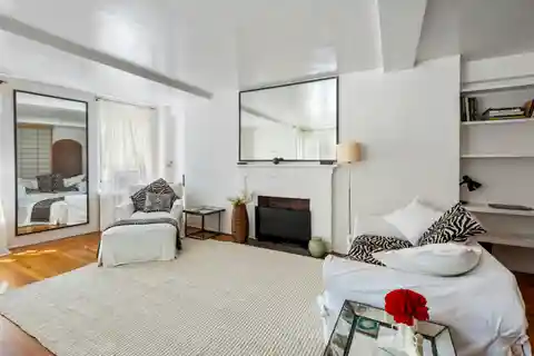 Coveted Classic Oversized Studio