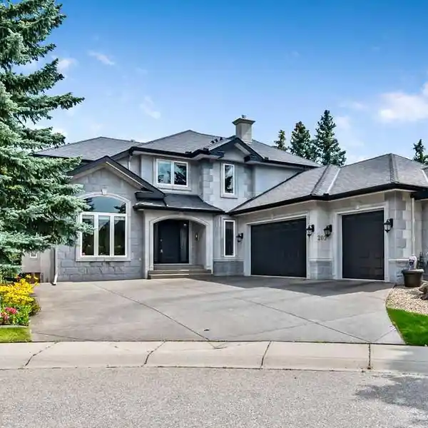 CUSTOM ALBI-DESIGNED ESTATE HOME WITH ELEGANT CURB APPEAL
