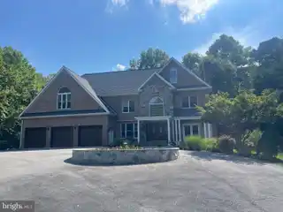 Estate Home Offering Bespoke Resort-Style Living