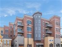 NEWLY FINISHED CONDO AT CENTRAL PARK PLACE NAPERVILLE