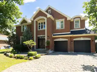 Timeless Luxury in the Sought-after Sherwood Section of Beaconsfield