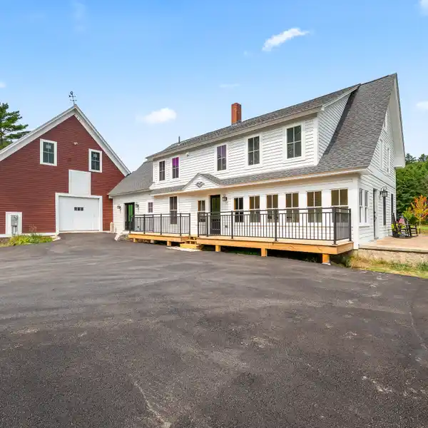 RENOVATED 1880S FARMHOUSE AND BARN