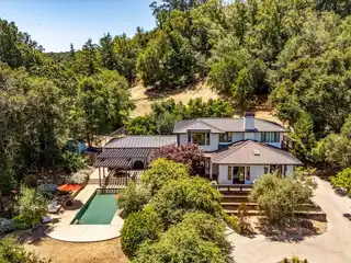 Exquisite Luxury Estate in a Countryside Setting