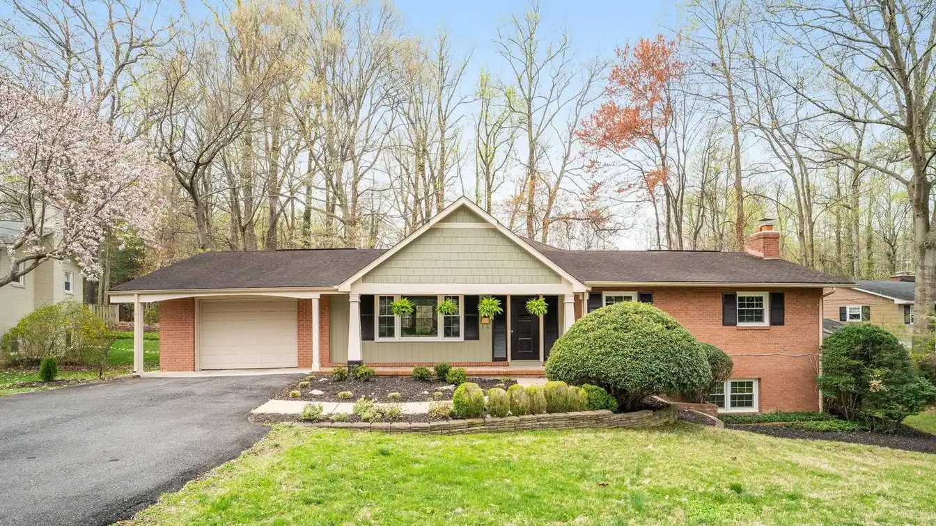 Expanded Home in the Heart of Mantua