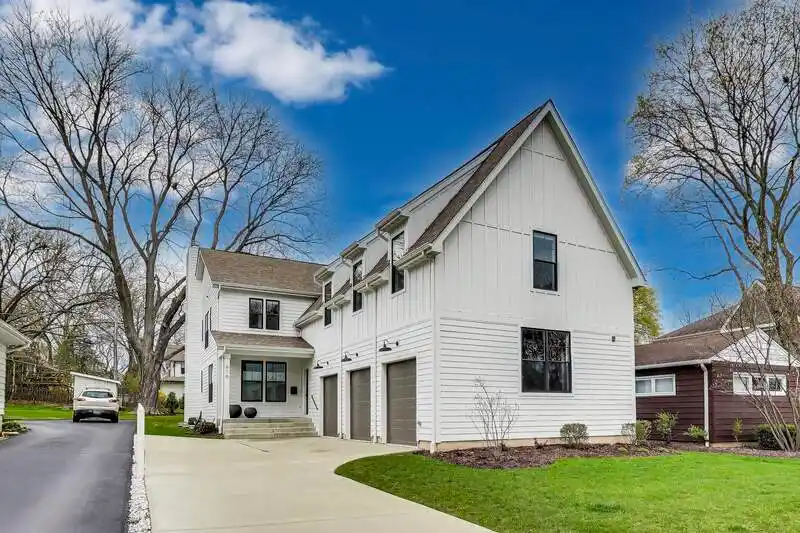 Immaculate Clean-lined Transitional Style Home