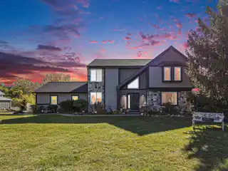 Country Living Just 15 Minutes from Downtown Grand Rapids