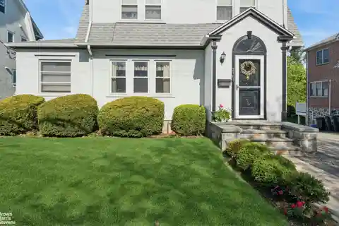 Chic Move-In Ready Colonial
