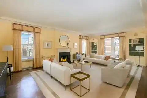 Desirable Park Avenue Apartment