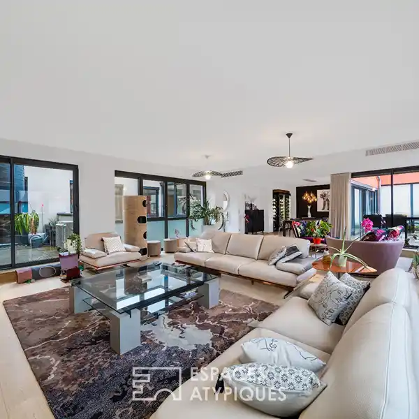 ULTRA-MODERN LIVING IN HISTORIC BEAUNE