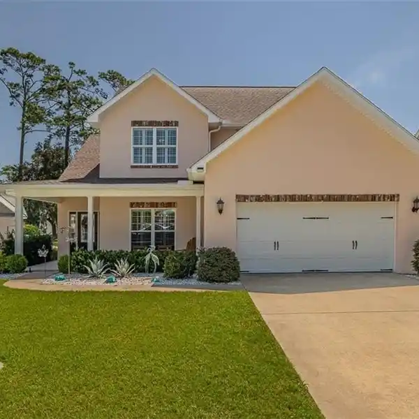 FABULOUS HOME IN THE SOUGHT-AFTER SEA PALMS SUBDIVISION